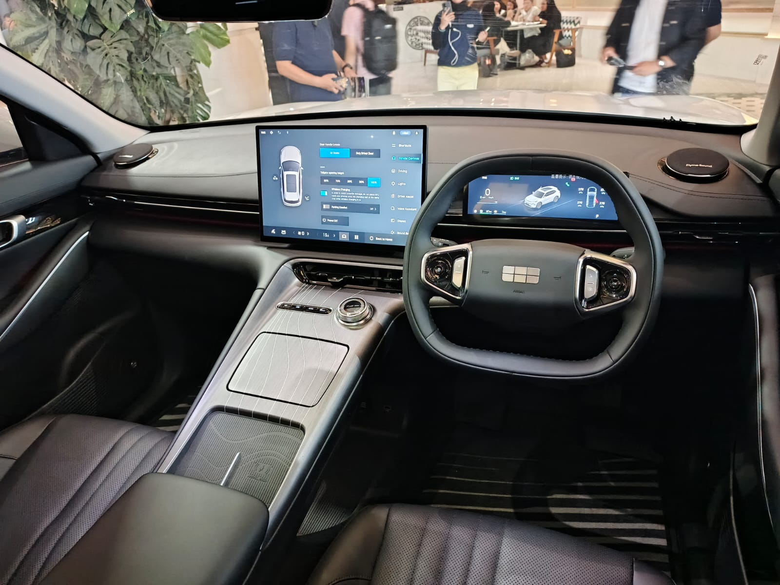 Harga Galley Starry EMI Diumumkan, Bikin Persaingan PHEV Makin Panas – Muladin