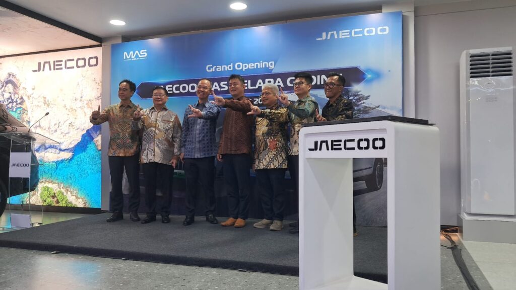 Jaco meresmikan diler ke-13 di Kailapa Gading